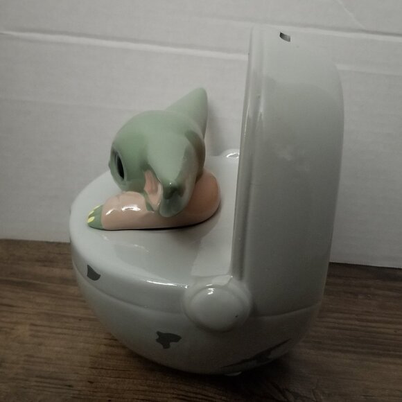 Star Wars Mandalorian Grogu Ceramic Money Bank - Picture 4 of 9